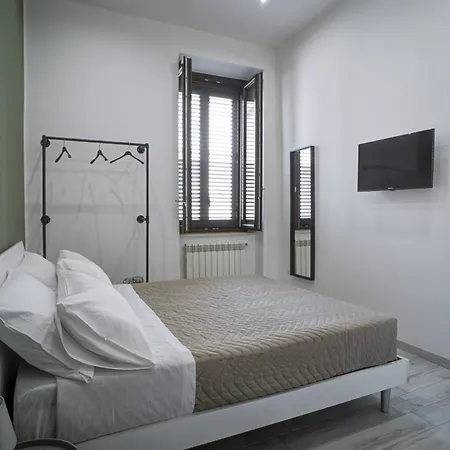 Alivi Indipendent 招待所 布林迪西